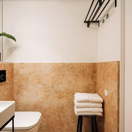 Alfama Regal Appartement *