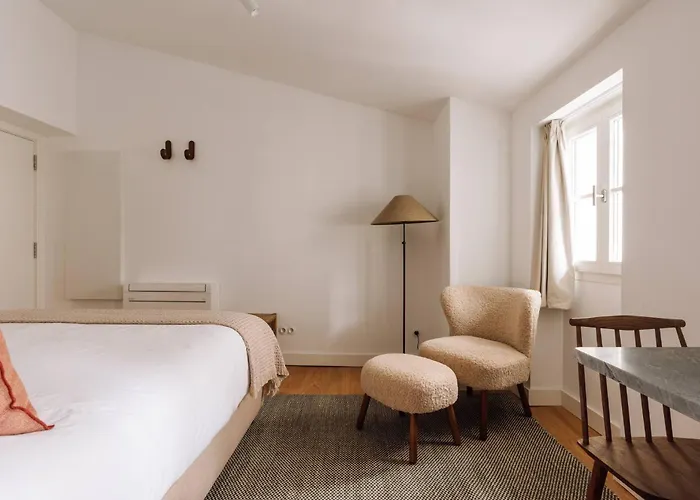 Alfama Regal 아파트