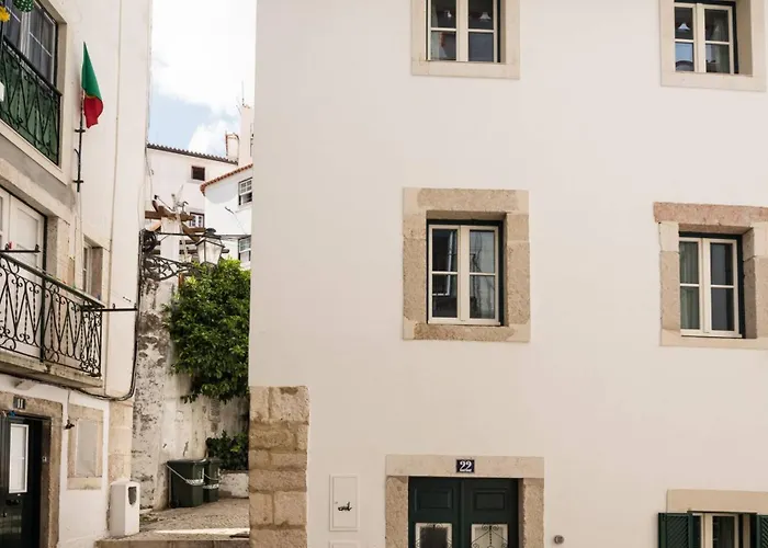Alfama Regal 아파트